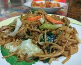Foto langkah ke 4 dari resep Mie goreng dusun.