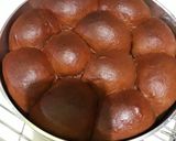 Foto langkah ke 6 dari resep Roti Kasur Coklat isi Coklat Dan Vanila.
