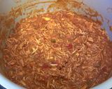 A picture of step 3 of Upside down chicken nachos.