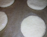 Mini pizza recept fázis 3 fotója