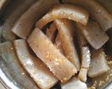 A picture of step 2 of Konnyaku Steak.
