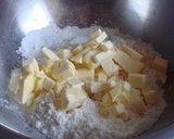A picture of step 1 of Fluffy Scones.
