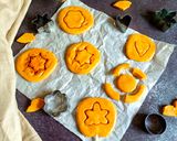 A picture of step 3 of Dalgona Candy / Honeycomb Candy.