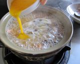 A picture of step 5 of Easy Rice Porridge with Salmon.