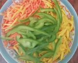 Foto del paso 2 de la receta: Salteado de arroz con verduras y pollo🥗
