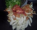 Foto langkah ke 2 dari resep Mi goreng.