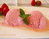 Foto del paso 3 de la receta: Helado de fresas