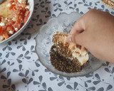 Foto del paso 4 de la receta: Brunch de ensalada de tomate y queso y revuelto de calabacín