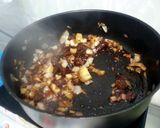 A picture of step 3 of Duck Liver Sausage Biscuit.