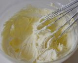 A picture of step 1 of Lemon Cake.