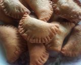صورة لخطوة 7 من وصفة سمبوسك بعجينة بيتية 😍