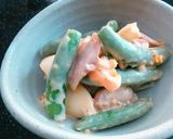 A picture of step 6 of Snap Peas and Soft Boiled Egg Salad.