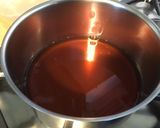 Une image de l'étape 1 de Prunes en gelée de coco.