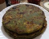 A picture of step 6 of Spinach Potato Paratha.