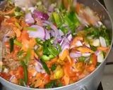 A picture of step 3 of Egg fried rice.