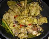 Foto langkah ke 4 dari resep Tongseng Ayam Kampung.