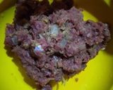 Foto langkah ke 1 dari resep Minced Beef Steak + Potato with Brown Sauce.