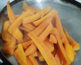 Foto del paso 1 de la receta: Pascualina de acelga con zanahoria y huevo 🥚🥕🥧🥬❤️