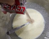 Foto del paso 3 de la receta: Pan trenzado sencillo con crema de leche