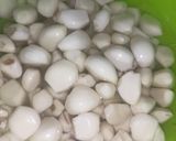 صورة لخطوة 1 من وصفة الاحتفاظ بالثوم 🧄👌👌