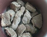 Foto langkah ke 2 dari resep Daging Sapi Bumbu Kecap.