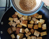 Foto del paso 3 de la receta: Ensalada de garbanzos con tofu