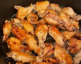 A picture of step 2 of Fried Chicken Wings with Fish Sauce.