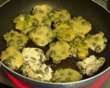 A picture of step 4 of Fluffy Edamame Potato Fry.