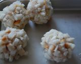 A picture of step 7 of Chicken Meatballs with Crunchy Lotus Root.
