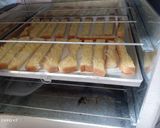 Foto langkah ke 3 dari resep Bagelan roti tawar / Roti tawar kering.