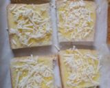 Foto langkah ke 2 dari resep Bagelen Roti Tawar Keju.