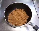 A picture of step 3 of Japanese-style Black Sugar Pudding & Black Sugar Jelly.