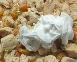 Foto del passaggio 4 della ricetta Bocconcini di pollo al curry con spinacino