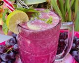 A picture of step 8 of Grapes Mojito.