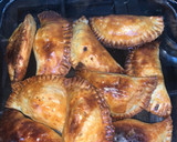 Foto del paso 4 de la receta: Empanadas de hojaldre con jamón, queso y carne 💪🏼😏