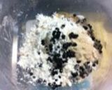 A picture of step 1 of Crunchy Yummy Blueberry Bagels.