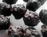 A picture of step 12 of Chocolate Oreo Truffle Balls.
