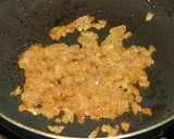 A picture of step 7 of Beef Steak with Onion Sauce.