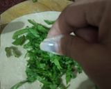 A picture of step 3 of Palak Parantha.
