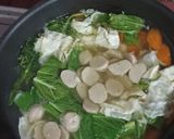Foto langkah ke 2 dari resep Sop Sayur dan Bakso.