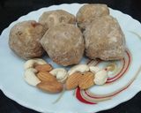 A picture of step 7 of Wheat Flour Ladoo.