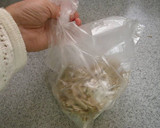A picture of step 3 of Burdock Root Toast.