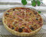 A picture of step 7 of Simple & Genuine Mushroom and Bacon Quiche.