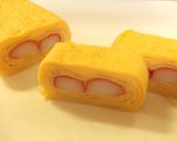 A picture of step 4 of Tamagoyaki with Imitation Crab for School Trip or Sports Day Bentos.