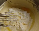 A picture of step 3 of Vanillah Cake.
