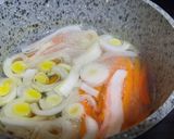 Foto del paso 2 de la receta: Espagueti con zanahoria, puerro y york al estilo oriental. Fácil y barato