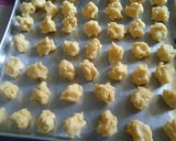 Foto langkah ke 2 dari resep 28. Palm Cheese Cookies.