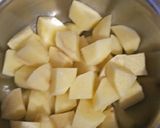 Foto langkah ke 2 dari resep Ayam kari kuning.