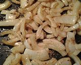 A picture of step 3 of Tuna cakes with curried onions and curry sauce.
