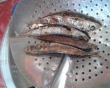 Foto langkah ke 1 dari resep Pindang tumis kecap.